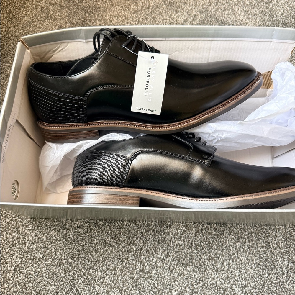 Perry Ellis Black Dress Shoes for Men